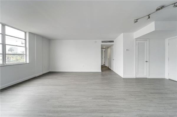 Admiral Towers, 1020 Meridian Ave #413, Miami Beach, Florida 33139, image 2
