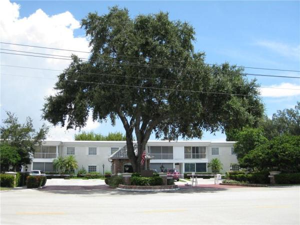 Bay Colony Club, 6473 Bay Club Dr #3, Fort Lauderdale, Florida 33308, image 1