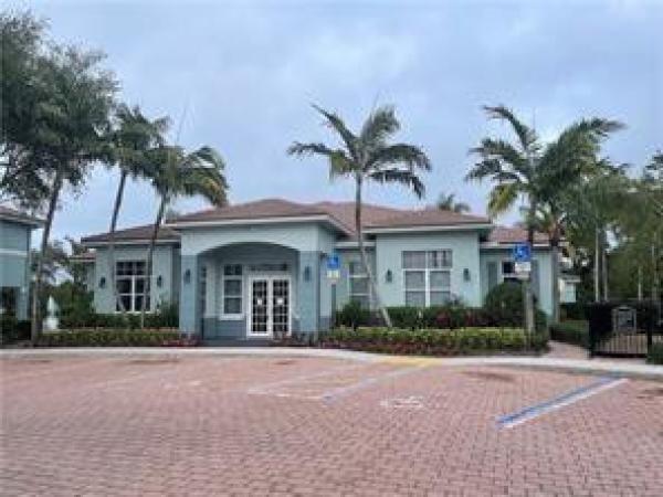 Sonoma Bay, 1943 Hibiscus Ln, Riviera Beach, Florida 33404, image 3