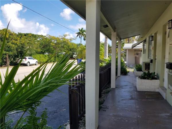 Bijou Lake Ridge, 1010 NE 12th St, Fort Lauderdale, Florida 33304, image 1