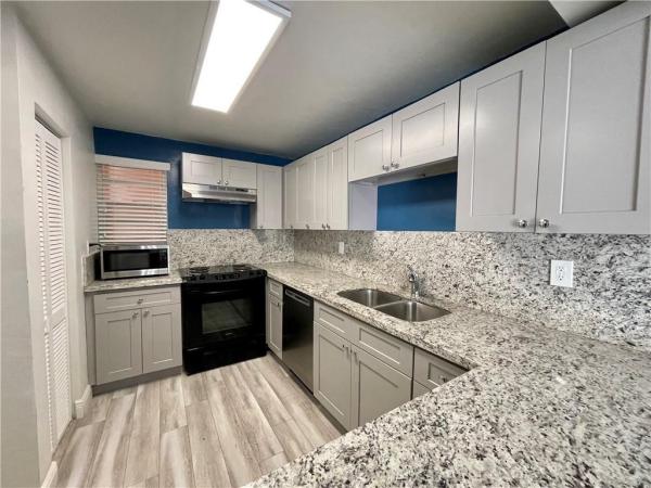 Palm West Gardens, 1990 W 56th St #1205, Hialeah, Florida 33012, image 2