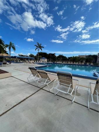 Sunrise Lakes 4, 2764 NW 104th Ave #407, Sunrise, Florida 33322, image 1