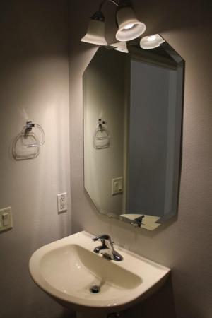 Sierra Bay, 3210 Mirella Dr, Riviera Beach, Florida 33404, image 1