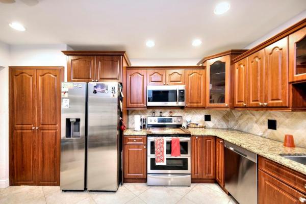 Las Haciendas Townhouse At Jacaranda, 237 Jacaranda Dr #40, Plantation, Florida 33324, image 1