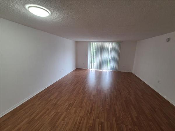 3 Horizons North, 1470 NE 125th Ter #205, North Miami, Florida 33161, image 1