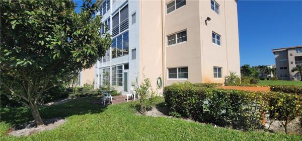 Village Royale Greenhaven, 230 NE 26th Ave #1180, Boynton Beach, Florida 33435, image 2