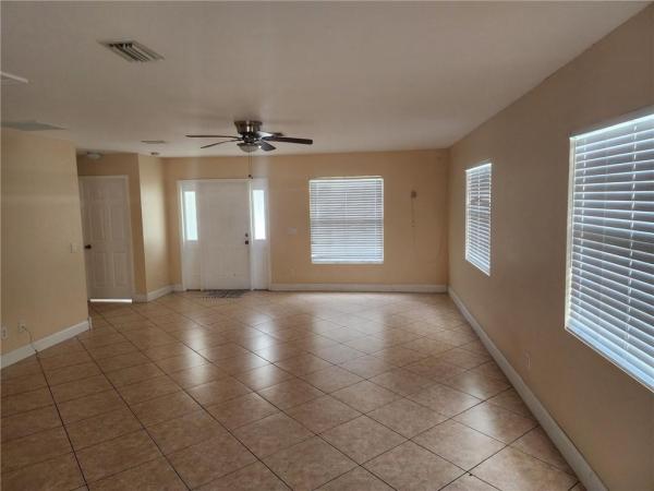 Alamanda Vista, 204 N 22nd St, Fort Pierce, Florida 34950, image 1
