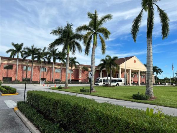 Mansfield At Century Village, 466 Mansfield L, Boca Raton, Florida 33434, image 3