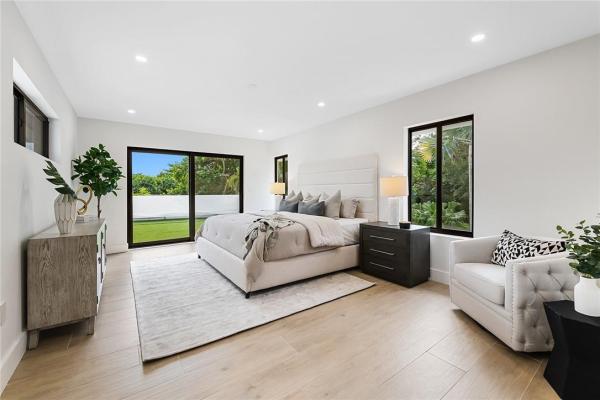 Pinecrest Residential, 10475 SW 72nd Ave, Pinecrest, Florida 33156, image 1