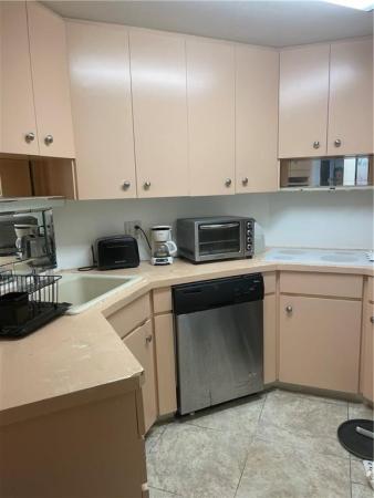 Ocean Manor, 4040 Galt Ocean Dr #501, Fort Lauderdale, Florida 33308, image 1