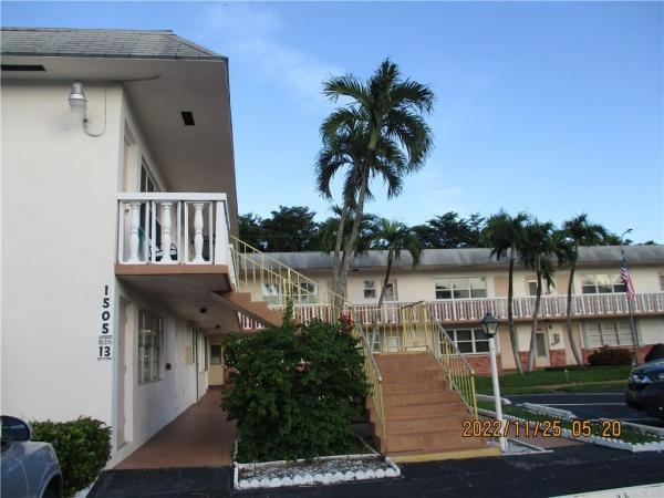 Crystal Court Manor, 1501 N 12th Ct #1B, Hollywood, Florida 33019, image 1
