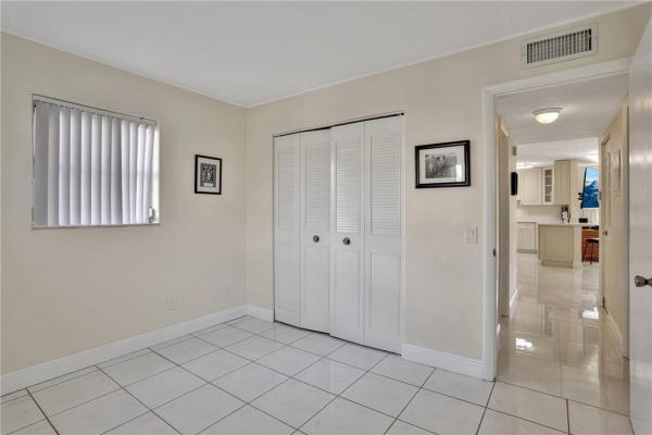 Arrowhead, 2495 SW 82nd Ave #105, Davie, Florida 33324, image 2