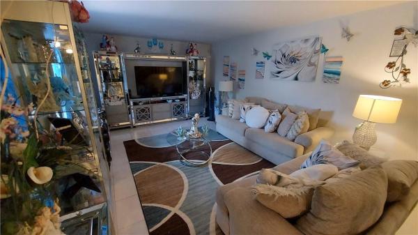 Woodlands Of Palm Springs, 215 Woodland Rd #215, Palm Springs, Florida 33461, image 2