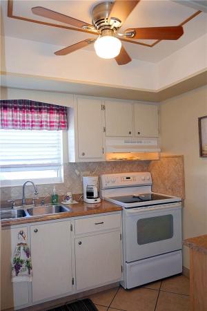 Barkley At Cresthaven Villas, 2671 Barkley Dr W #A, West Palm Beach, Florida 33415, image 2