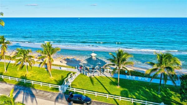 Colonial Ridge Club, 5505 N Ocean Blvd #8-201, Ocean Ridge, Florida 33435, image 1