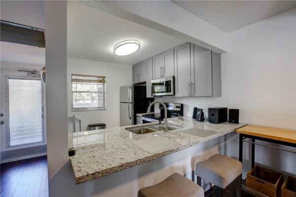Lagoon Place, 9230 Lagoon Pl #209, Davie, Florida 33324, image 1