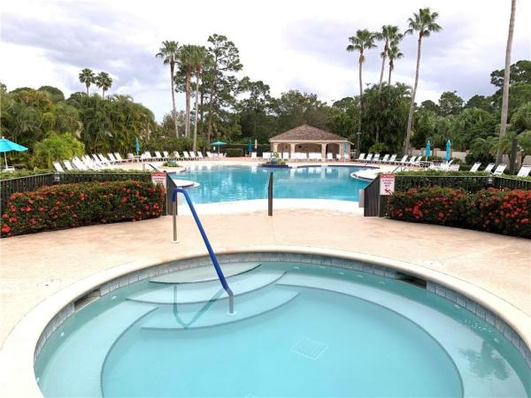 Castle Pines, 8275 Mulligan Cir #3324, Port St. Lucie, Florida 34986, image 1