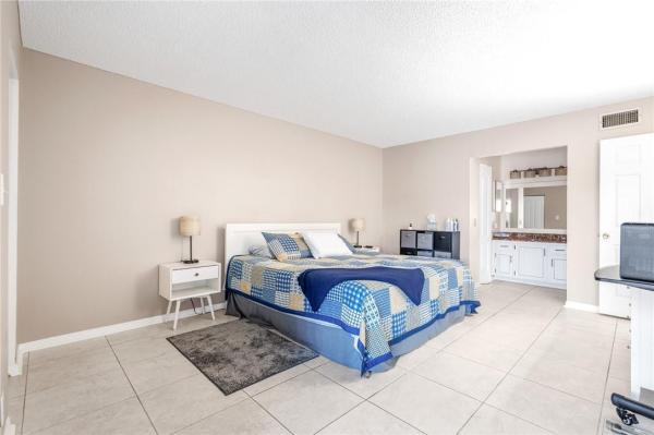 Las Vistas In Inverrary, 3581 Inverrary Dr #108, Lauderhill, Florida 33319, image 1