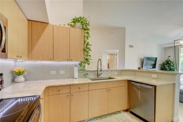 Mirabella Villas, 1317 Villa Ln, Boynton Beach, Florida 33435, image 3