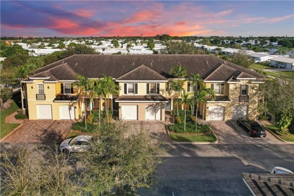 Largo Pointe, 2 Largo Way, Boynton Beach, Florida 33426, image 2