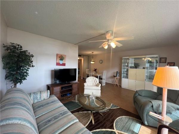 Cornwall At Century Village, 1054 Cornwall C, Boca Raton, Florida 33434, image 3