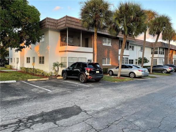 Castle Gardens, 2291 NW 48th Ter #211, Lauderhill, Florida 33313, image 1