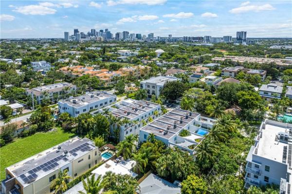 La Terrace At Victoria Park, 910 NE 16th Ter #4, Fort Lauderdale, Florida 33304, image 2