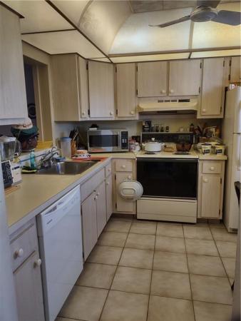 Eden Point, 4000 NE 170th St #405, North Miami Beach, Florida 33160, image 1