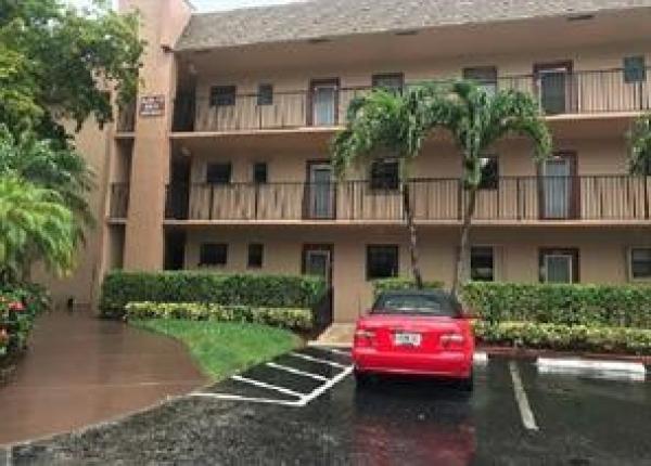 Sunrise Lakes 4, 10303 Sunrise Lakes Blvd #107, Sunrise, Florida 33322, image 1