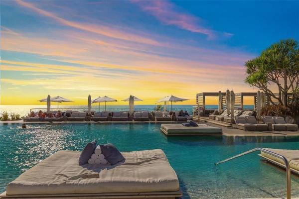 Roney Palace, 2301 W Collins Ave #926, Miami Beach, Florida 33139, image 1