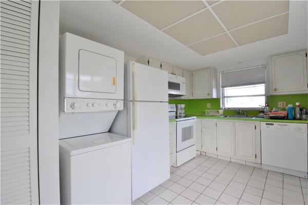 Palm Greens At Villa Del Ray, 13755 Via Aurora #D, Delray Beach, Florida 33484, image 1