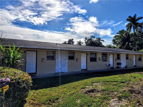 Clifton Manor, 14980 NE 5th Ct, Golden Glades, Florida 33161, image 1