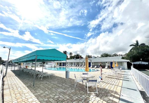 Crystal Court Manor, 1401 N 12th Ct #6A, Hollywood, Florida 33019, image 2