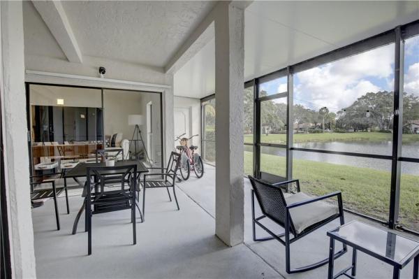 The Lakes Of Deer Creek, 630 Deer Creek Lake Point North Ln, Deerfield Beach, Florida 33442, image 2