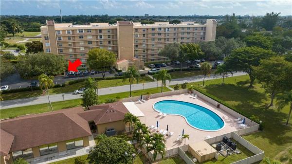 Waters Edge Towers, 4550 NW 18th Ave #102, Deerfield Beach, Florida 33064, image 1