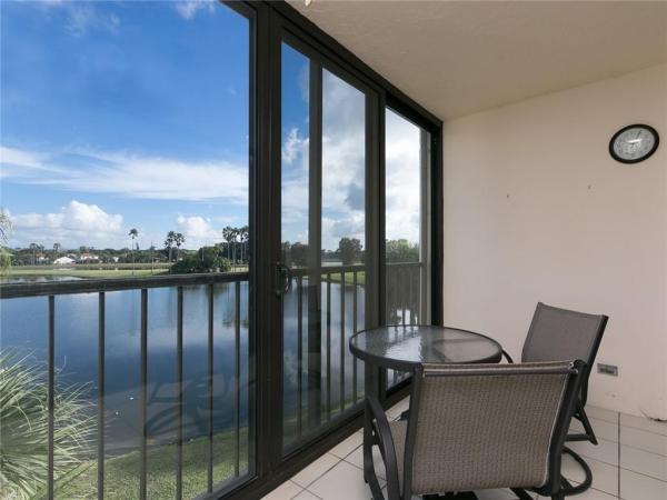 Country Club Village, 16401 Golf Club Rd #307, Weston, Florida 33326, image 1
