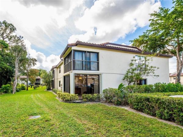 Glades Of Boca Lago, 21864 Arriba Real, Boca Raton, Florida 33433, image 1