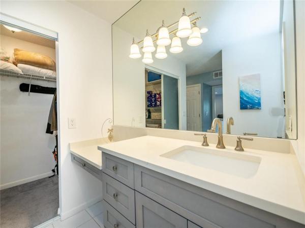 Glades Of Boca Lago, 21864 Arriba Real, Boca Raton, Florida 33433, image 3