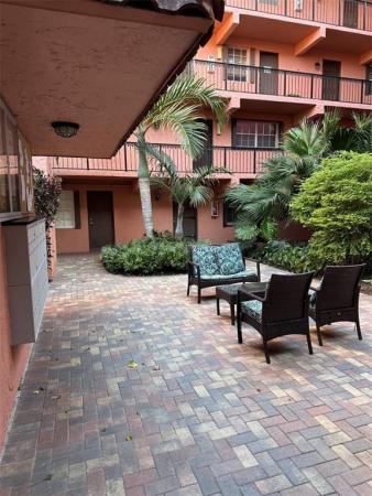 Tennis Club Davis, 670 Tennis Club Dr #102, Fort Lauderdale, Florida 33311, image 1