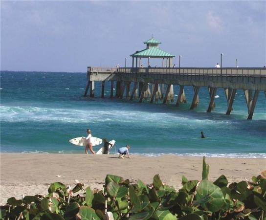Farnham, 12 Farnham A, Deerfield Beach, Florida 33442, image 1