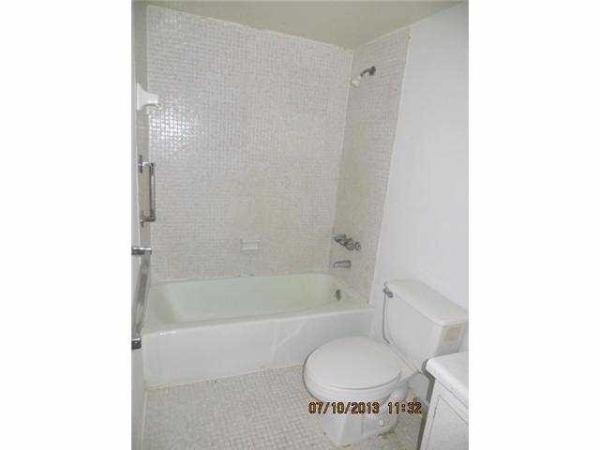 Oceanview B, 19380 Collins Ave #425, Sunny Isles Beach, Florida 33160, image 1