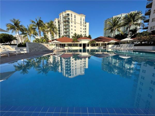Turnberry Village South Tower, 19900 E Country Club Dr #114, Aventura, Florida 33180, image 3