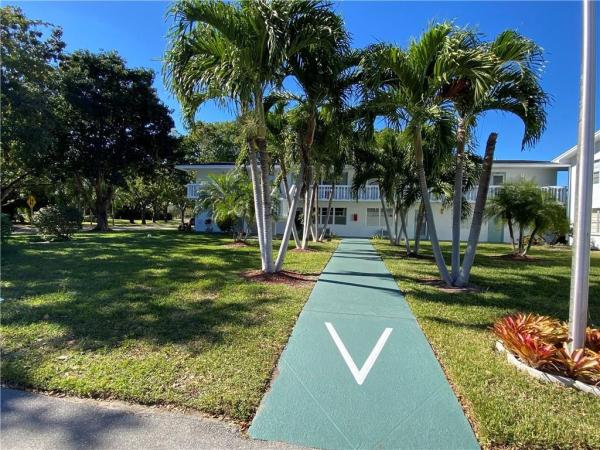 Durham, 607 Durham V, Deerfield Beach, Florida 33442, image 1