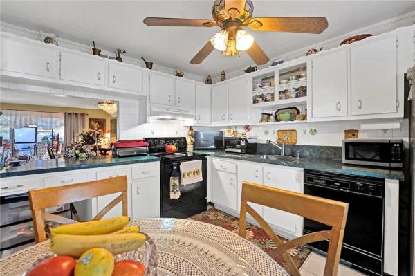 Nova Townhouses, 4052 SW 67th Ter #9, Davie, Florida 33314, image 3