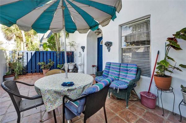 Nova Townhouses, 4052 SW 67th Ter #9, Davie, Florida 33314, image 1