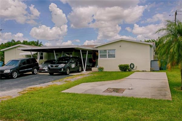 Seacrest Estates, 183 SE 28th Ct, Boynton Beach, Florida 33435, image 1