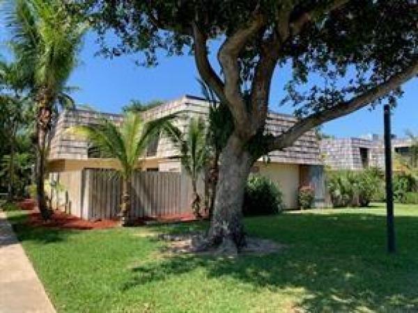 Waterside Estates, 2439 Waterside Dr #2439, Lake Worth Beach, Florida 33461, image 1