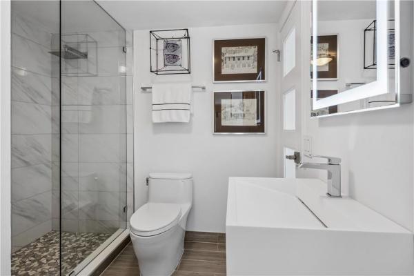 Fort Lauderdale Yacht & Beach Club, 341 N Birch Rd #309, Fort Lauderdale, Florida 33304, image 3