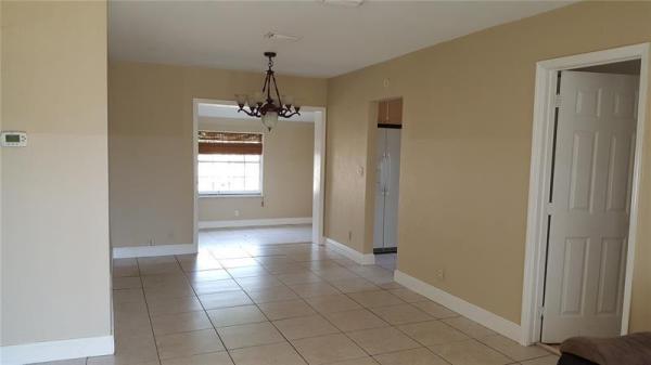 Twin Lakes South, 4171 NW 11th Ave, Oakland Park, Florida 33309, image 1