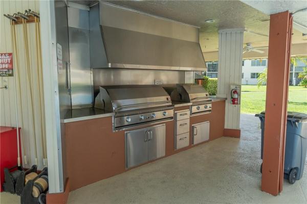 Hollybrook Golf & Tennis Club, 9200 N Hollybrook Lake Dr #310, Pembroke Pines, Florida 33025, image 1